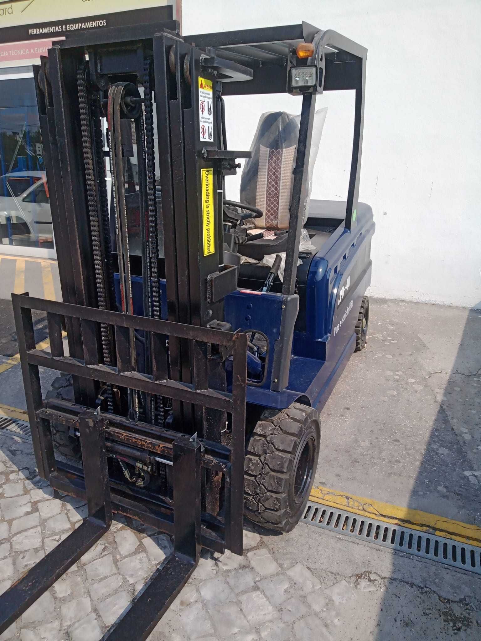 Empilhador electrico 4 ton