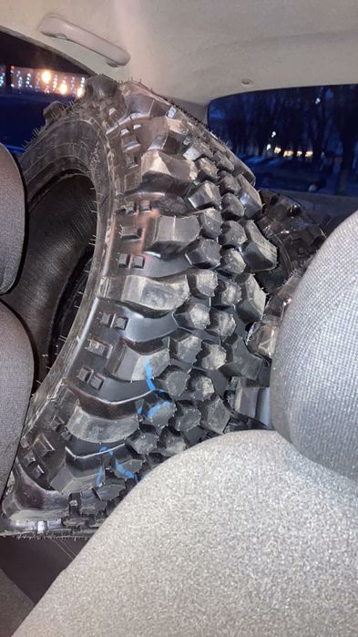 Резина 215/70 R16