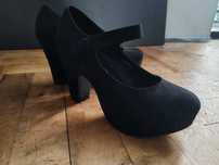 Buty czarne łódeczki