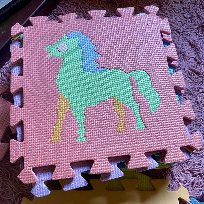 Puzzle piankowe duże literki i cyferki