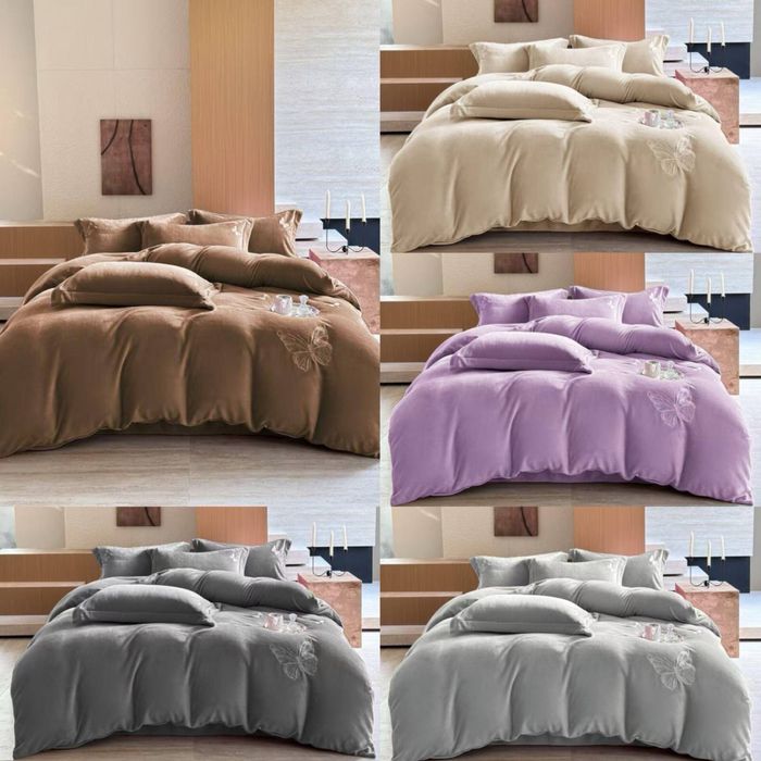 Тепленьке приємна мʼяка плюшеві велюрові комплекти білизни "Метелик"