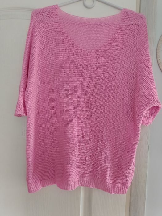 Bluzka ażurkowa .Bluzka kupiona w butiku za 69 zł rozmiar uniwersalny,