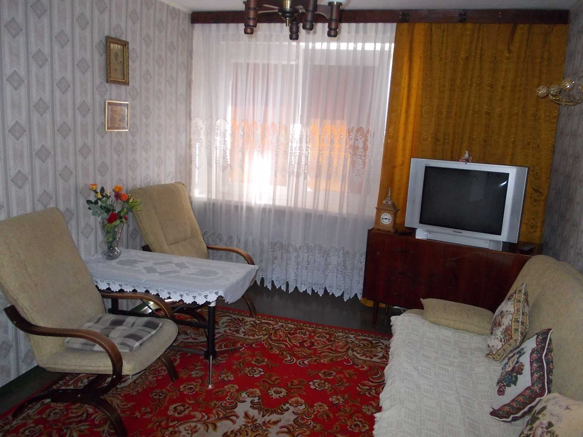 Sprzedam mieszkanie własnościowe 46 m2 + bardzo duża piwnica w Płocku