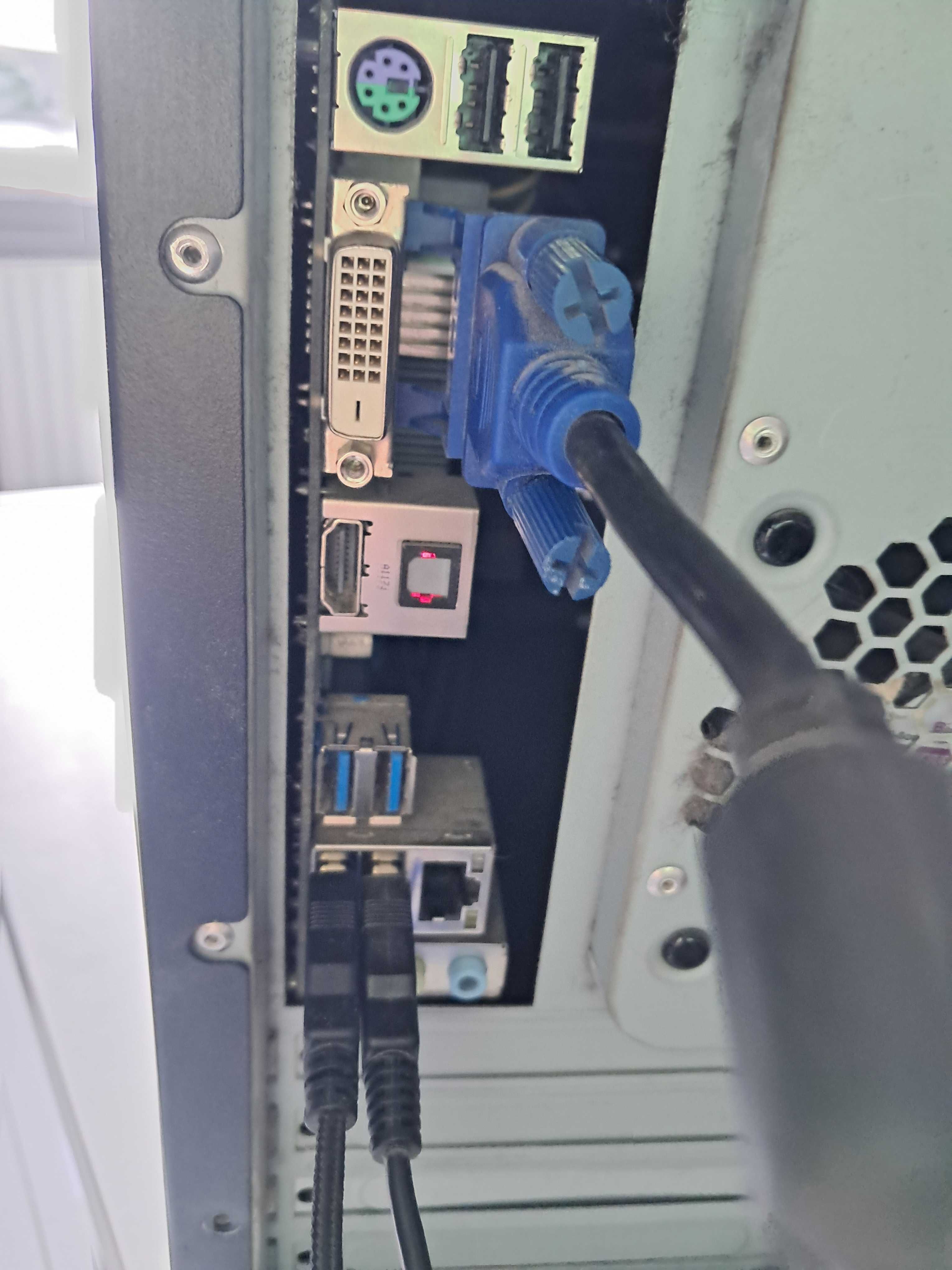 Komputer HP AMD A4-4000 3GHz Win10