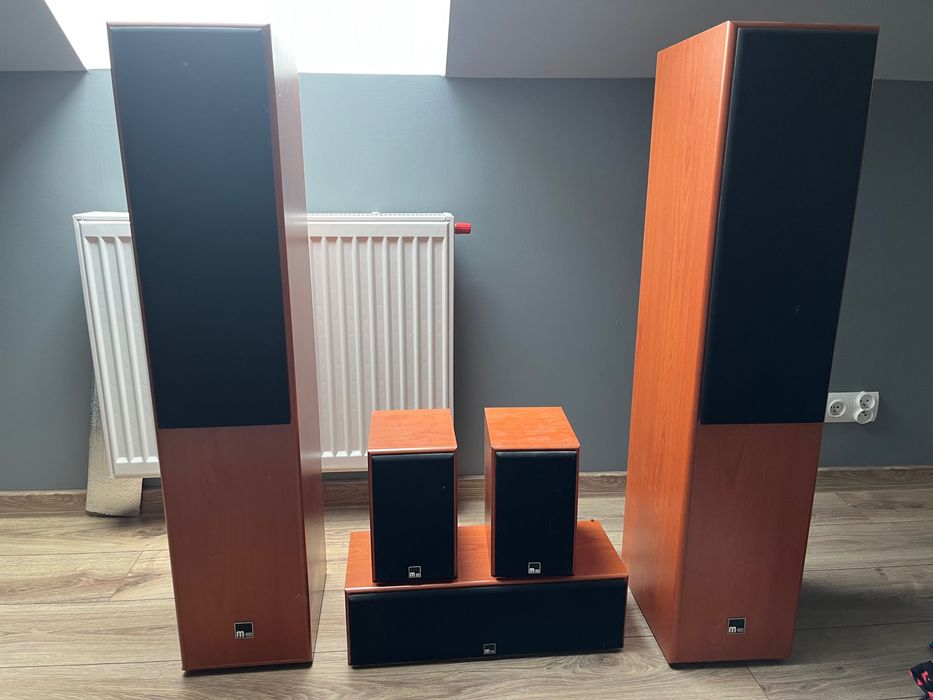 Głośniki M-AUDIO Model HCS 9900