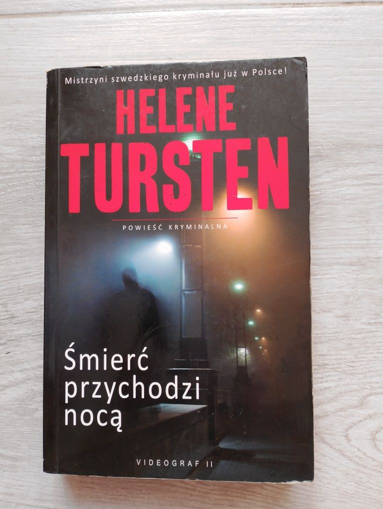 Śmierć przychodzi nocą. Helene Tursten.