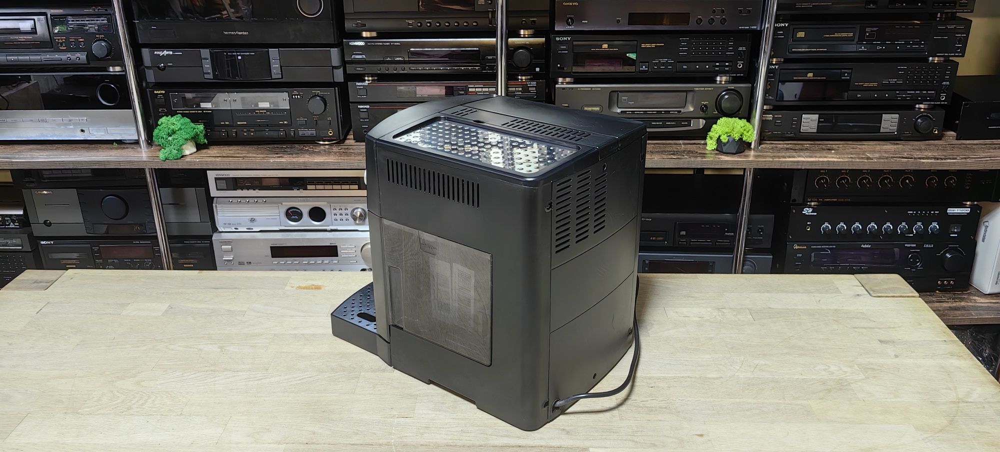 Кавова машина AEG Caffe Silenzio