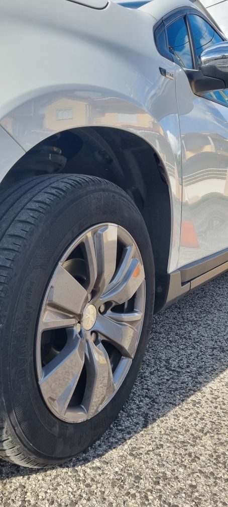 Peugeot 2008 PureTech 1.2 Active
