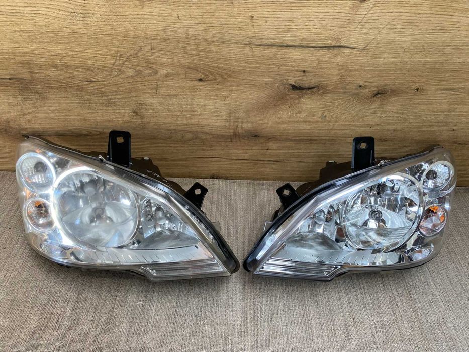 Lampa/reflektor przedni lewy, prawy mercedes vito lift
