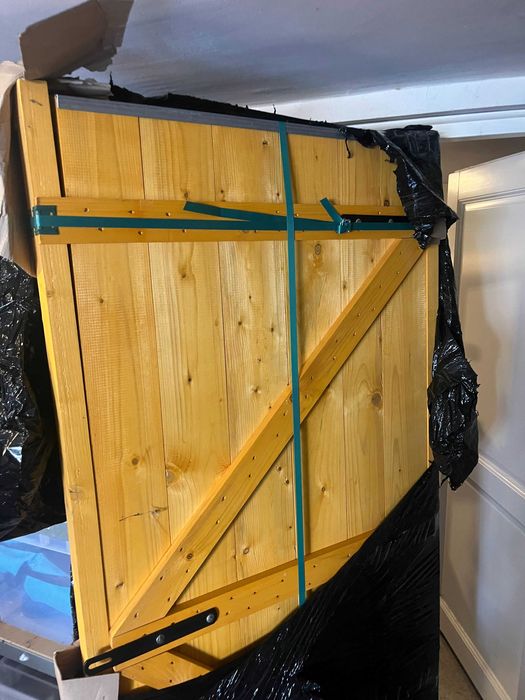 Drzwi piwniczne nowe