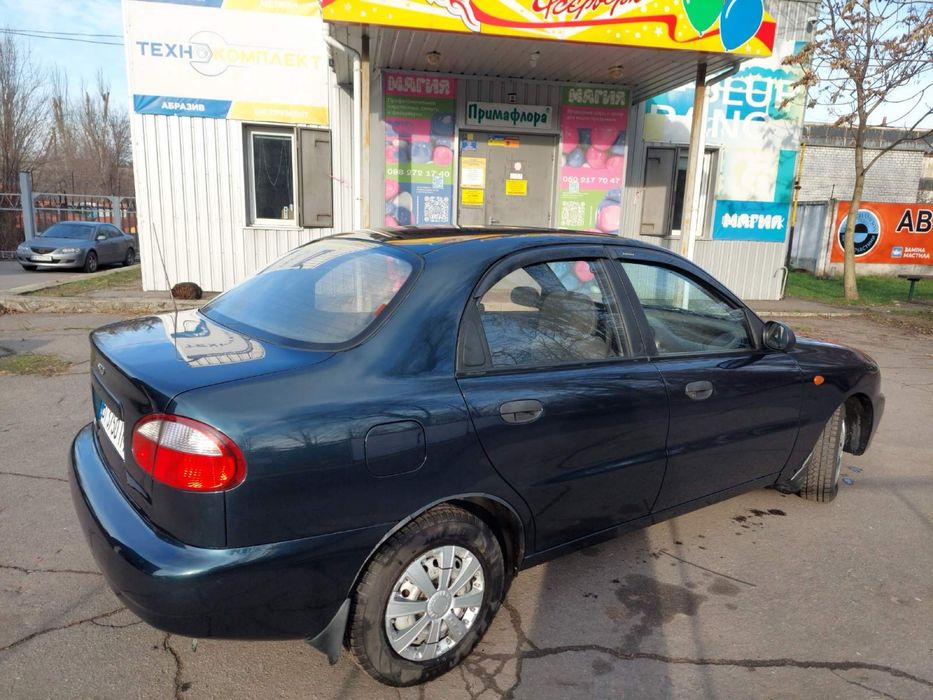Daewoo Lanos 2002 рік