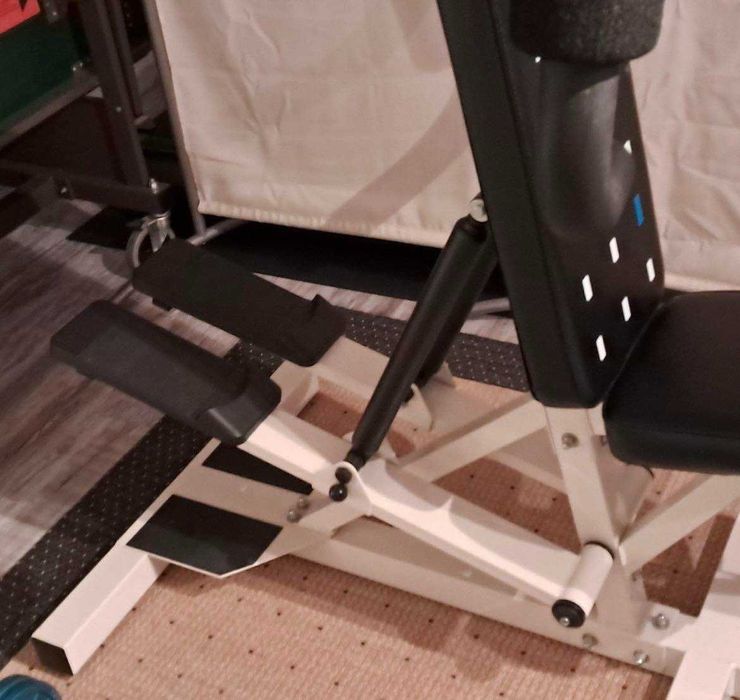 Atlas Hammer Studio 2