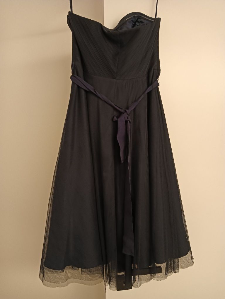 Vestido de cerimónia sem alças
