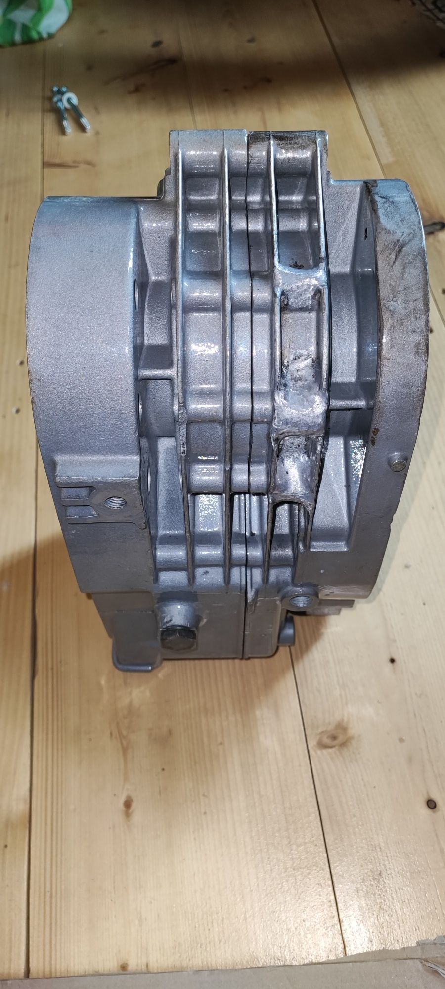 Kartery MZ etz 251 bez dozownika oleju