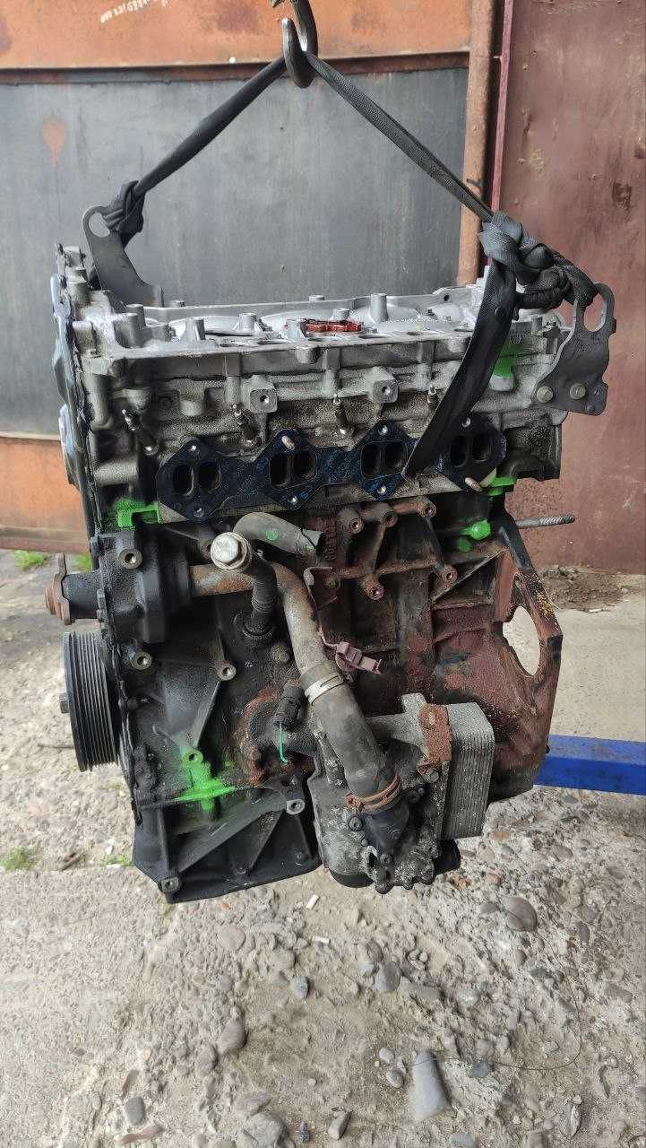 Двигатель Двигун M9R Renault Trafic Espace Koleos Opel Vivaro 2.0