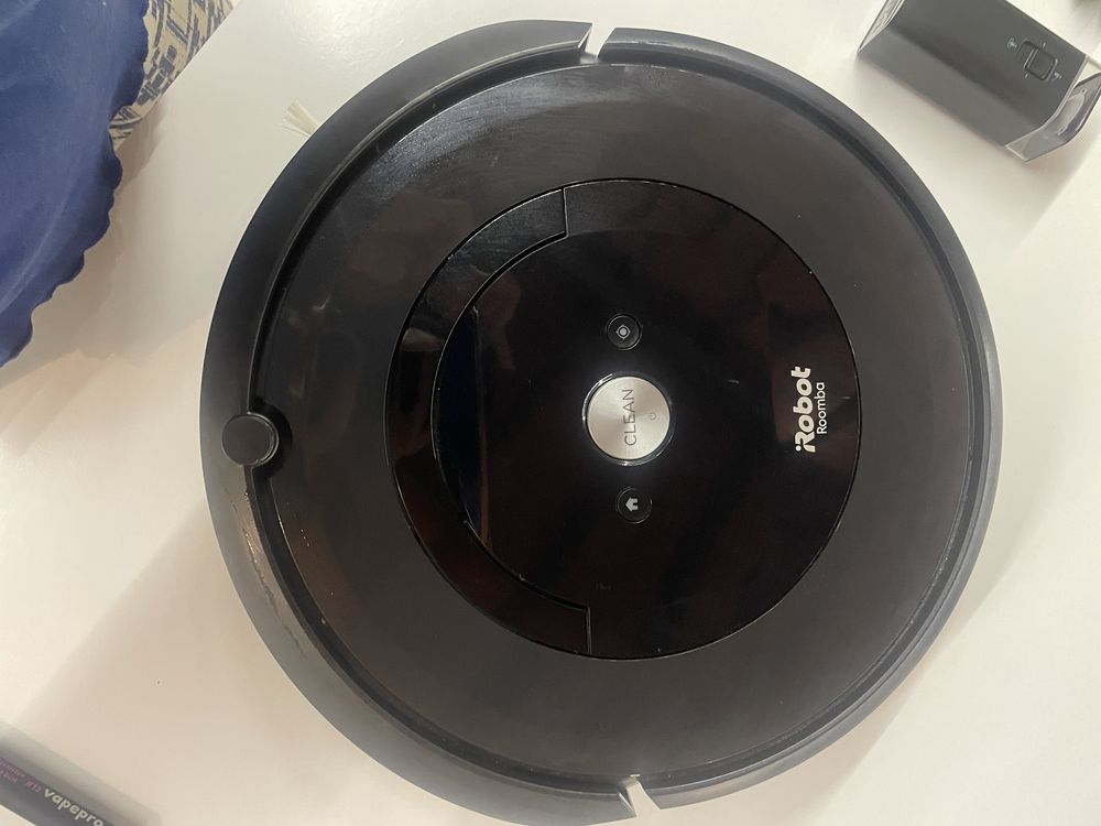 Aspirador Irobot roomba E5