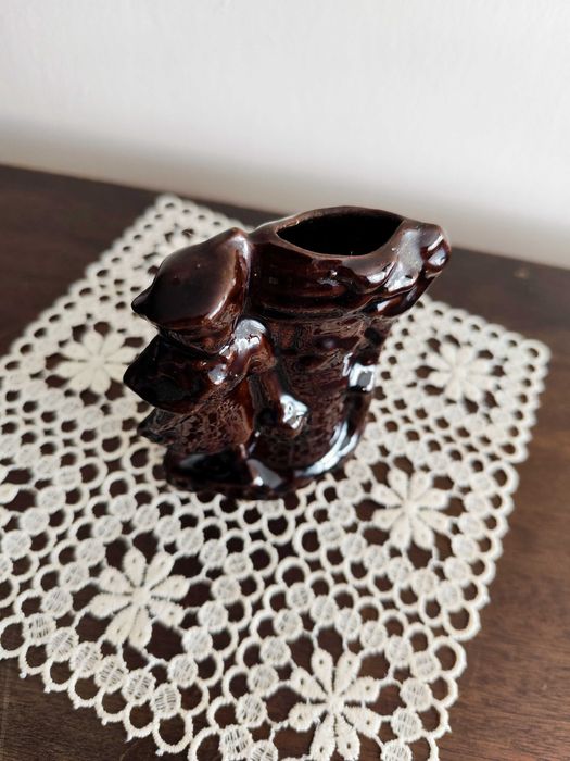 Mały wazonik na kwiaty z porcelitu, figurka, flakon PRL