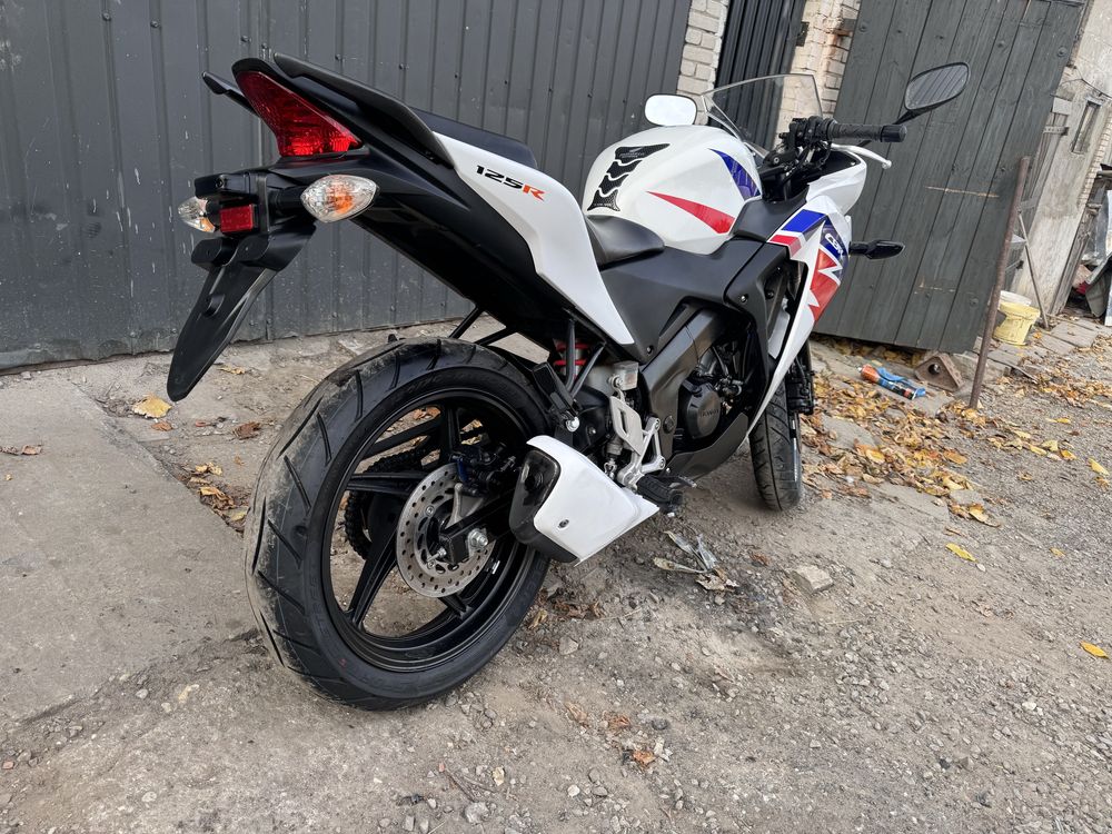 Honda CBR 125R przebieg 5tyś!