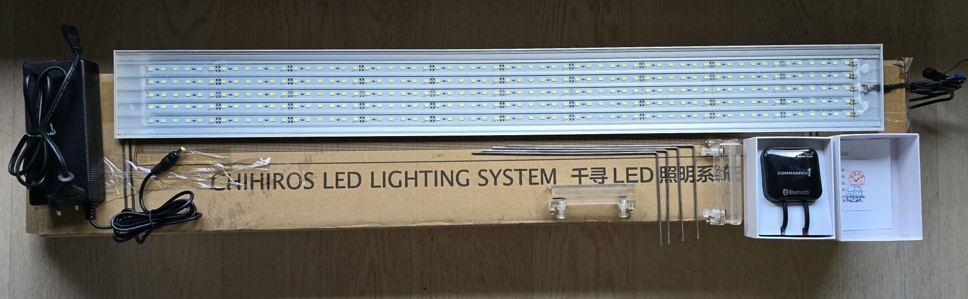Chihiros A LED A-901 PLUS [95W]  z BT Chichiros Commander 1 controller