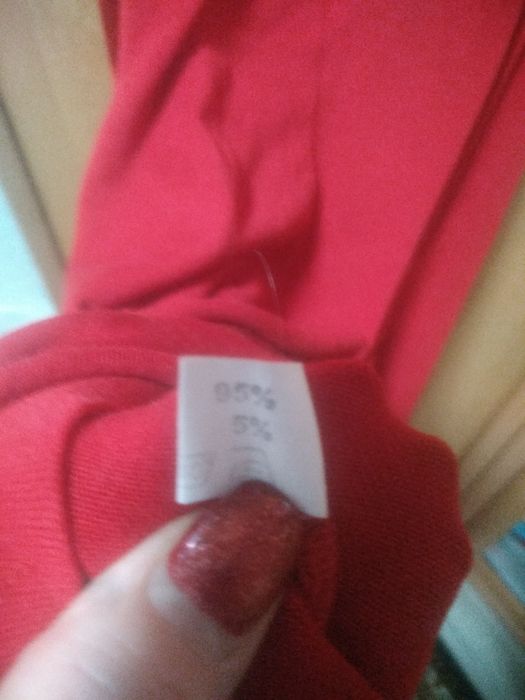 Святкове червоне плаття 48-50