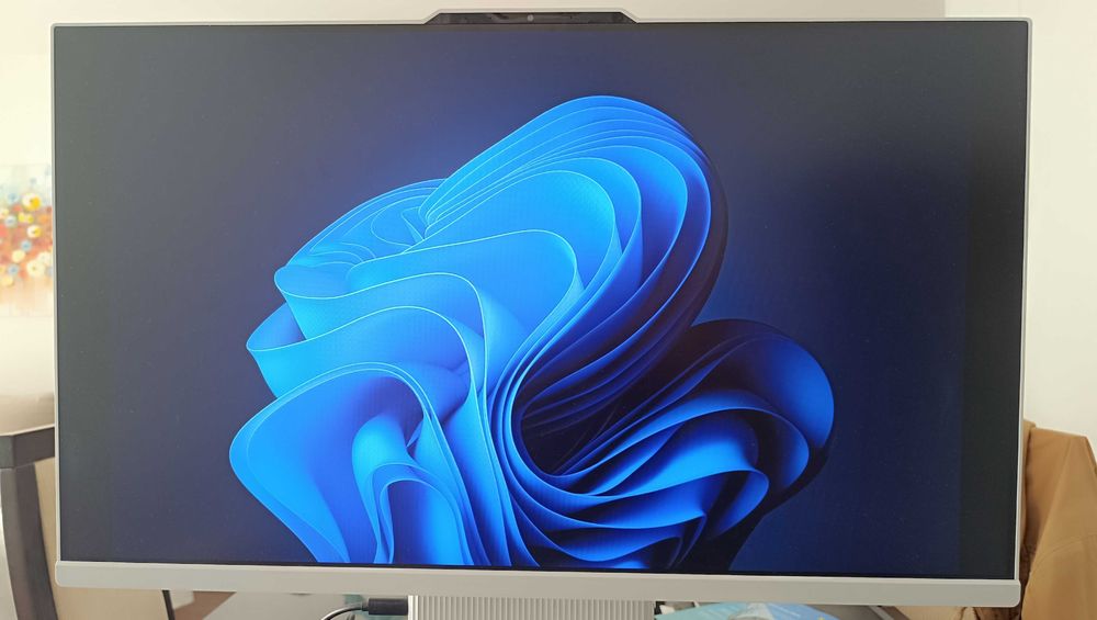 Lenovo AIO IdeaCentre 27IRH9-817 - I7 13620H - 32GB RAM - 1TB SSD