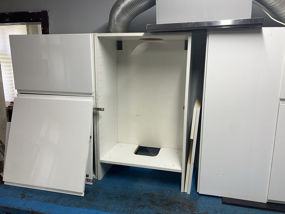 Szafki kuchenne lakierowane fronty IKEA