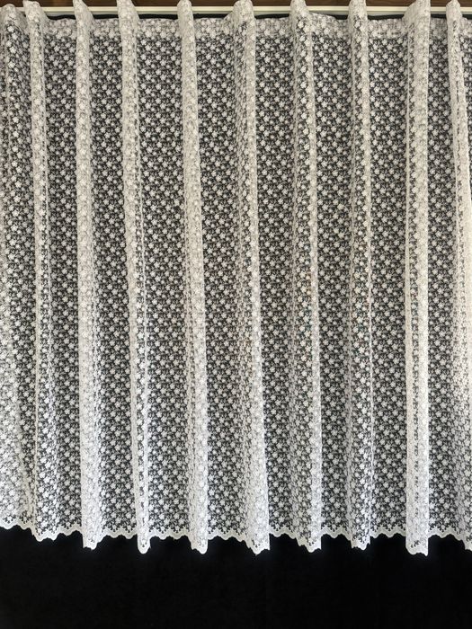 Готовые тюли по 5м высотой 1,70м , гардины на кухню