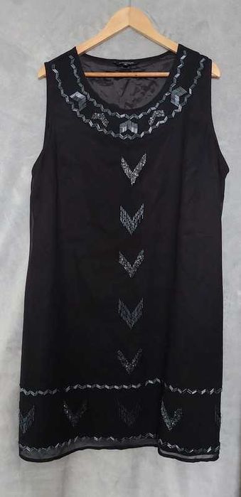 Czarna sukienka na lato bez rękawów z koralikami Debenhams 48