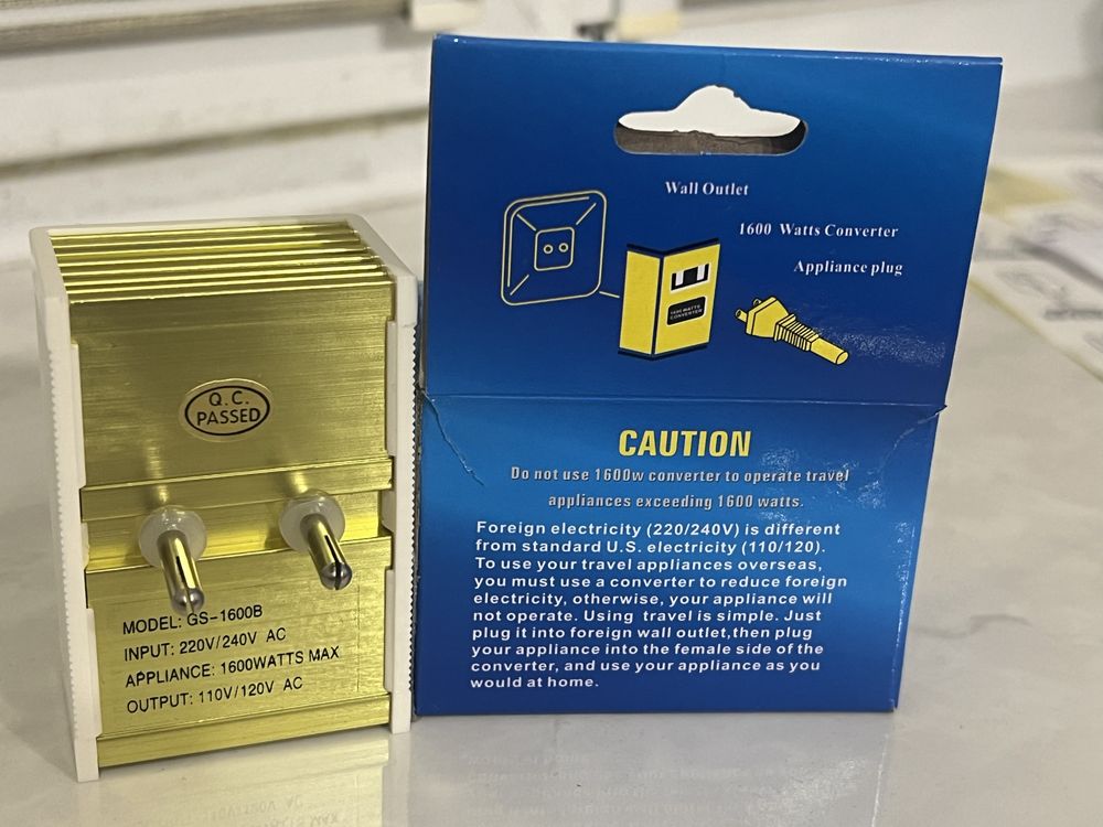 Понижувач напруги з 220 на 110/120V 1600W ,конвертер ,перетворювач.