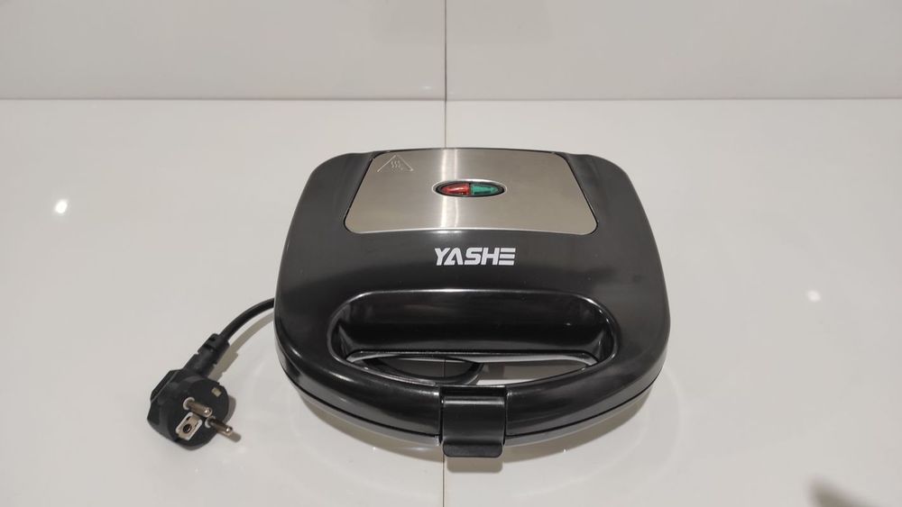 Gofrownica Yashe 750w automatyczna temperatura wskaźniki Led czarny.