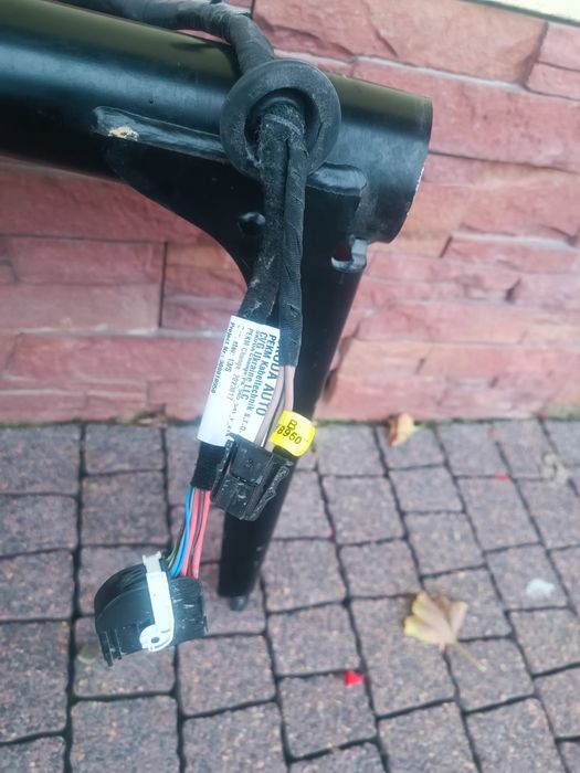 Hak holowniczy elektryczny skoda kadiaq z modulem  565.803.881.H