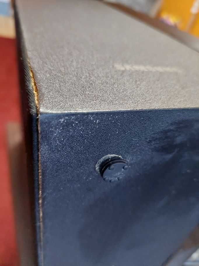 Zakrzywiony Soundbar HW-M4500 2.1