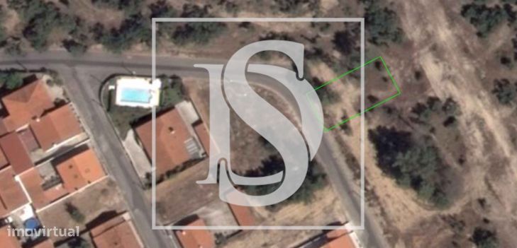 Terreno com projeto aprovado em Carregueira