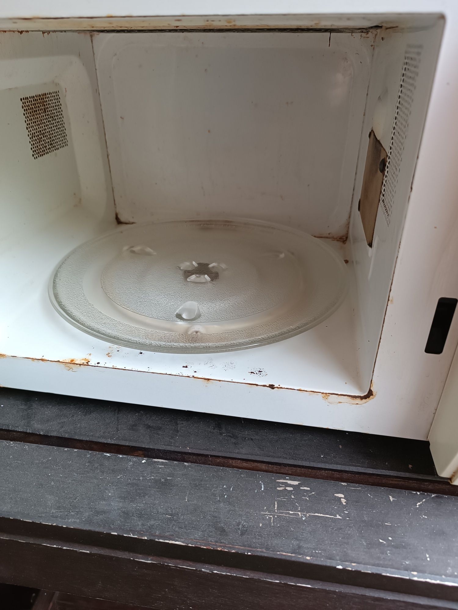 Haier kuchenka mikrofalowa mikrofala sprawna, odbiór osobisty, polecam