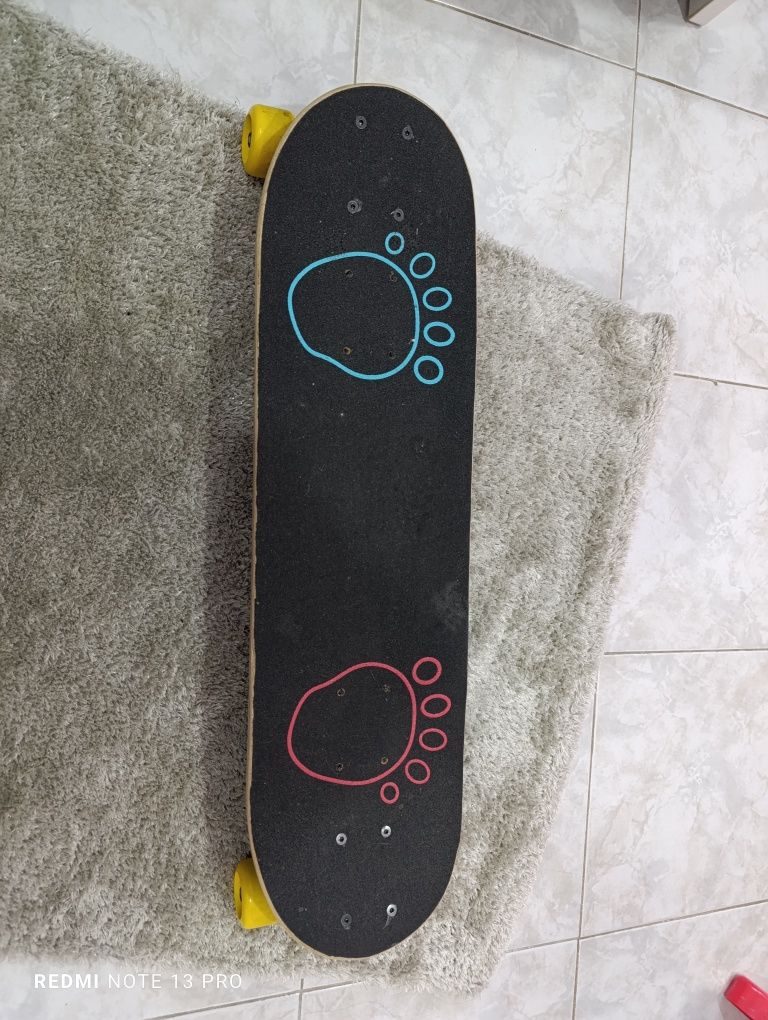 Skate como novo.