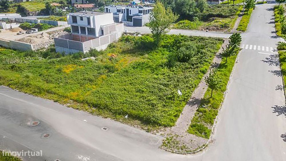 Terreno para construção de moradia de gaveto - Palmeira!!