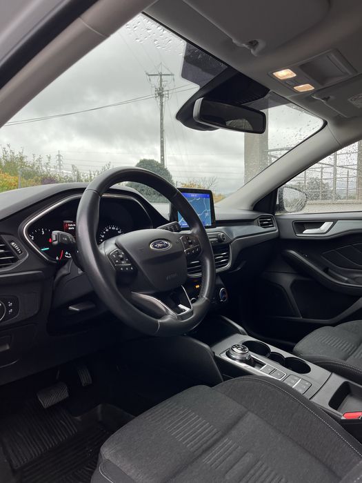 Ford Focus 1.5 TDCI EcoBlue Active AUT- Ano 2020