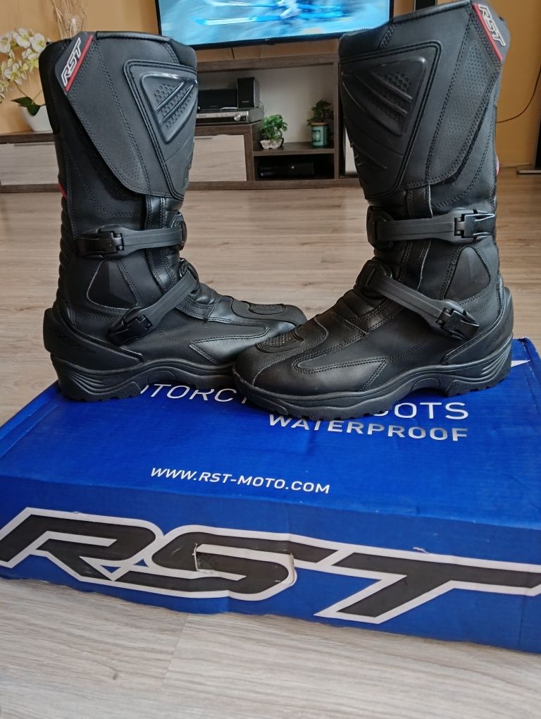 Buty RST rozmiar 45