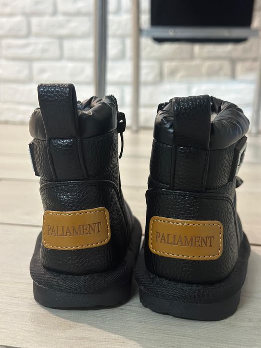 Продам детские зимние ботинки сапожки