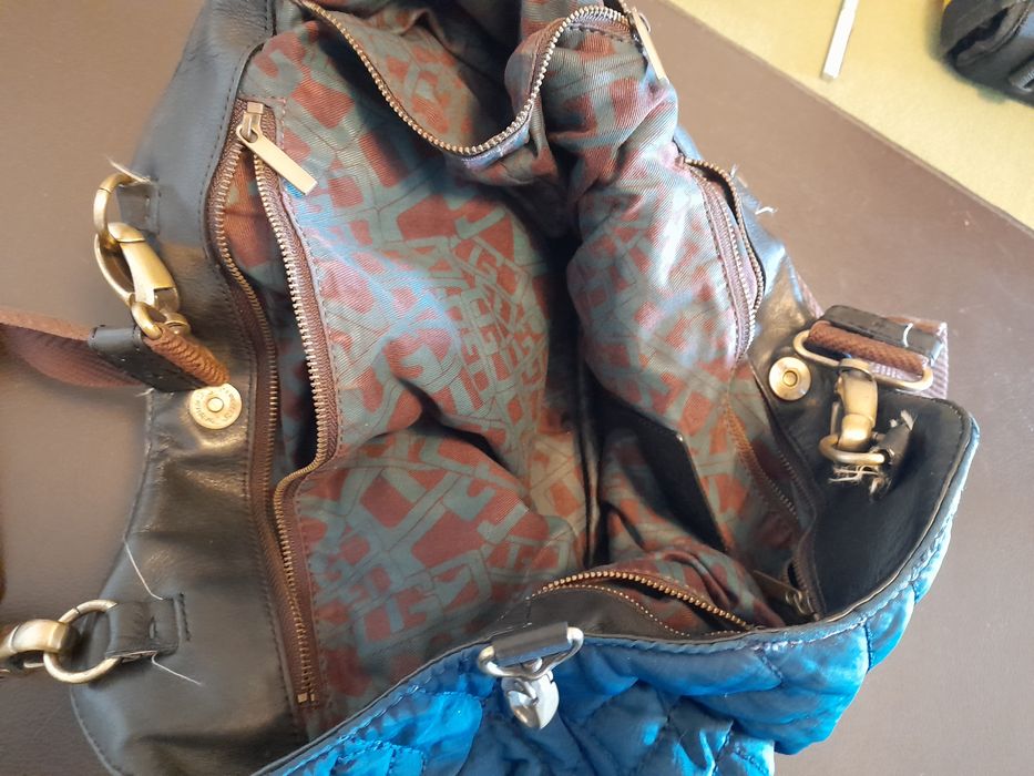 Carteira em nylon azul