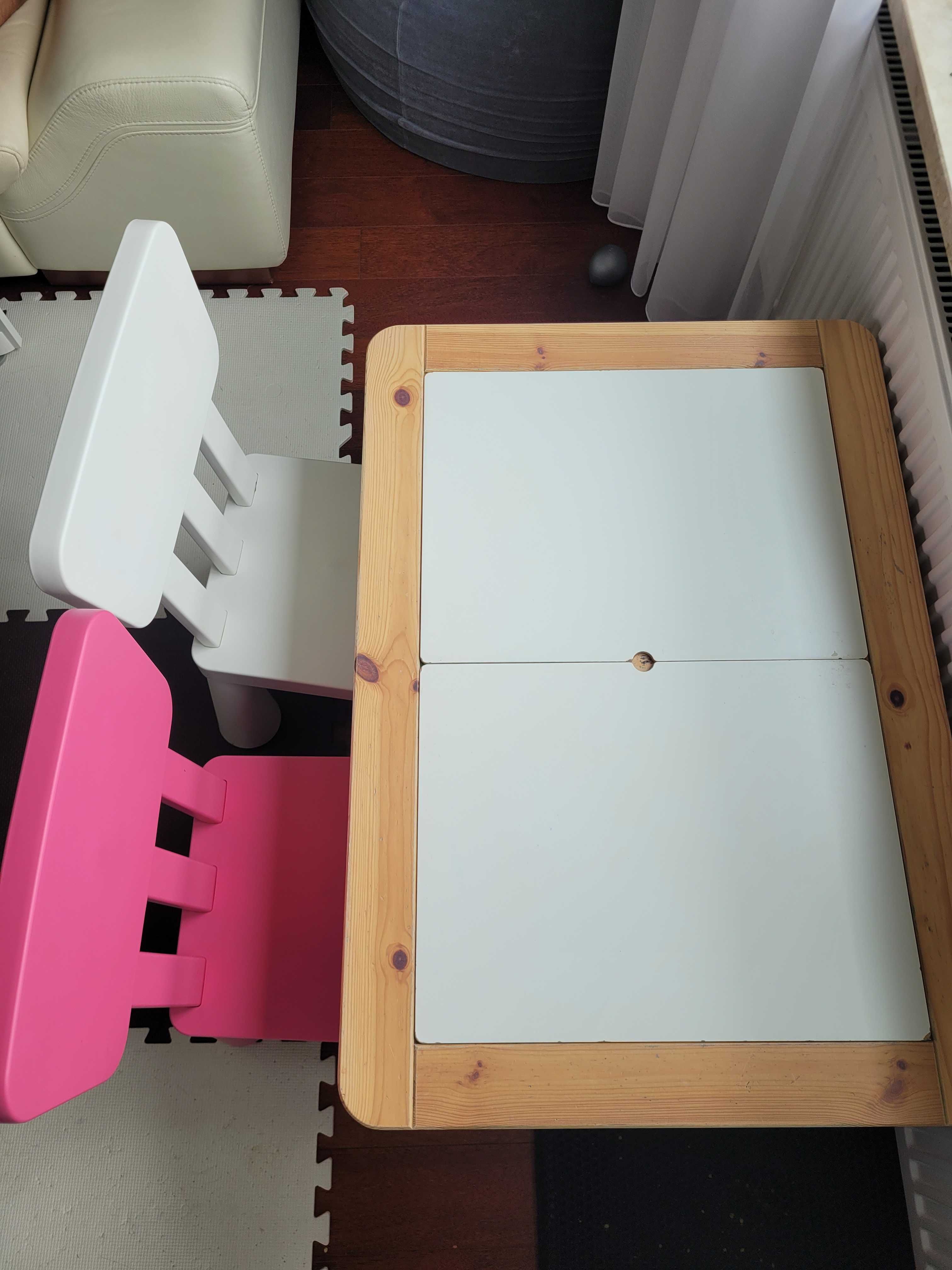 Stolik Ikea FLISAT pojemniki TROFAST krzesełka MAMMUT