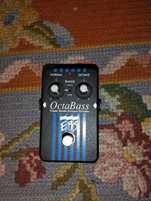 EBS OctaBass - pedal octaver pra baixo