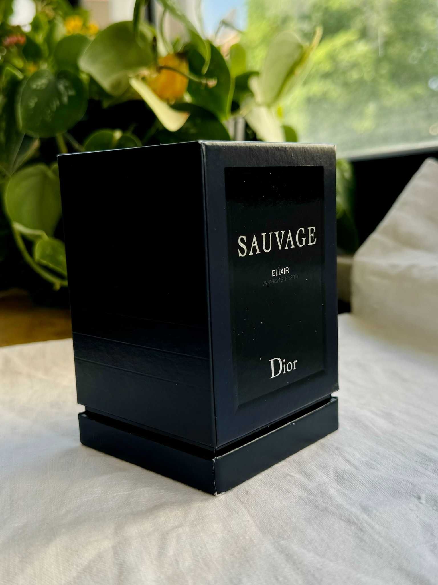 Dior Sauvage Elixir 60ml - Perfume Masculino