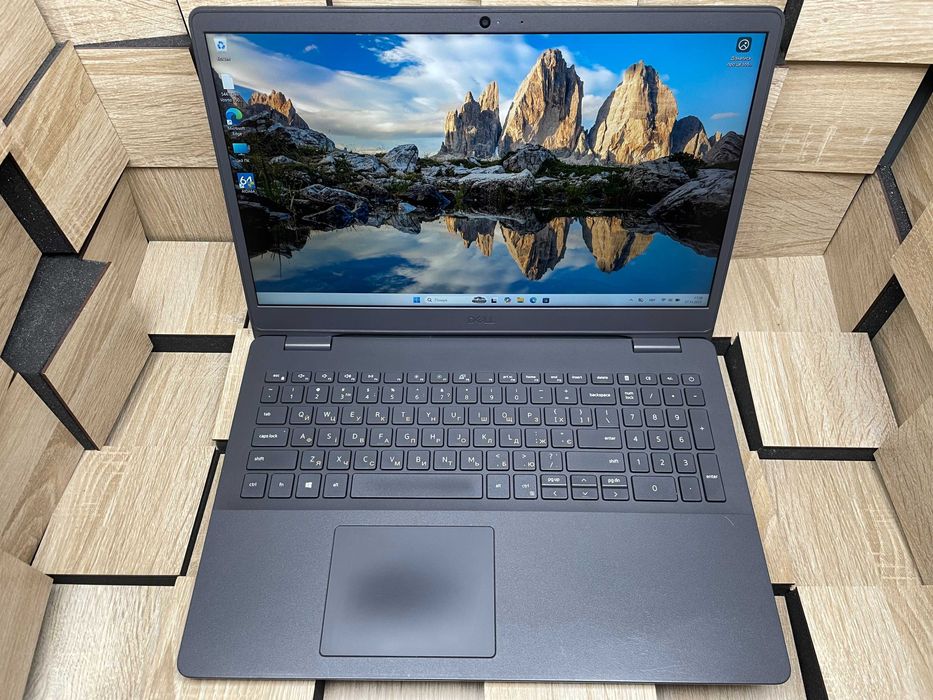 №5447 Ноутбук Dell Vostro 3500 FHD IPS/i7-1165G7/RAM8Gb/SSD256Gb