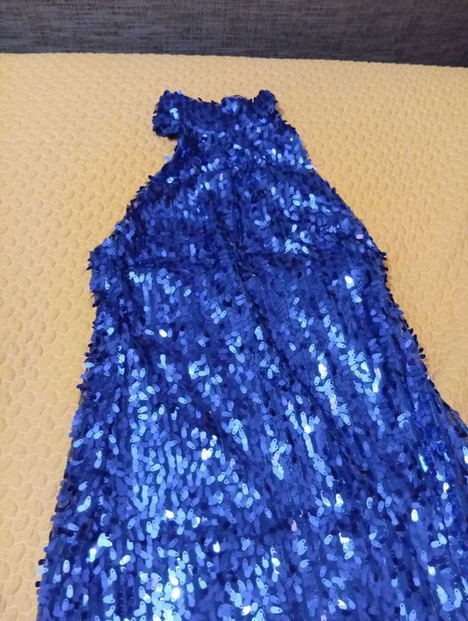 Vestido cerimónia com lantejoulas