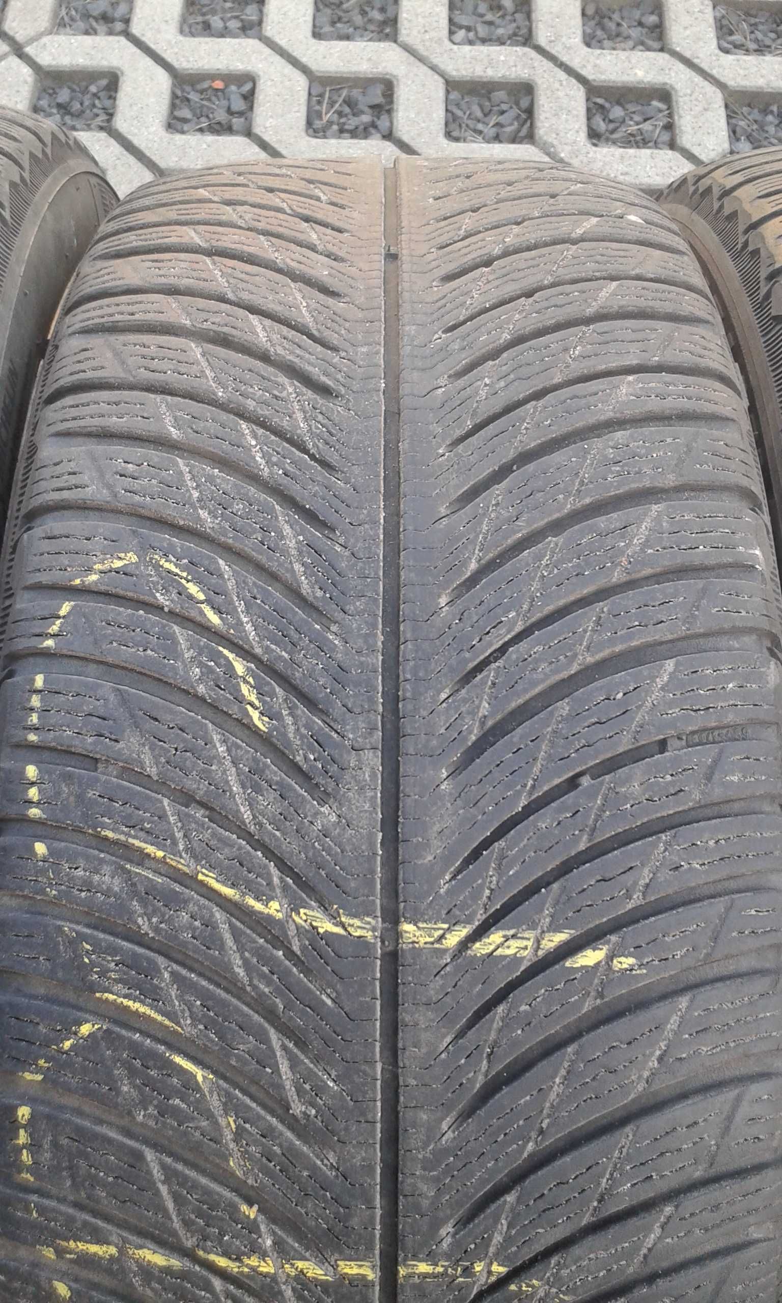 michelin Alpin 5 235/45/18