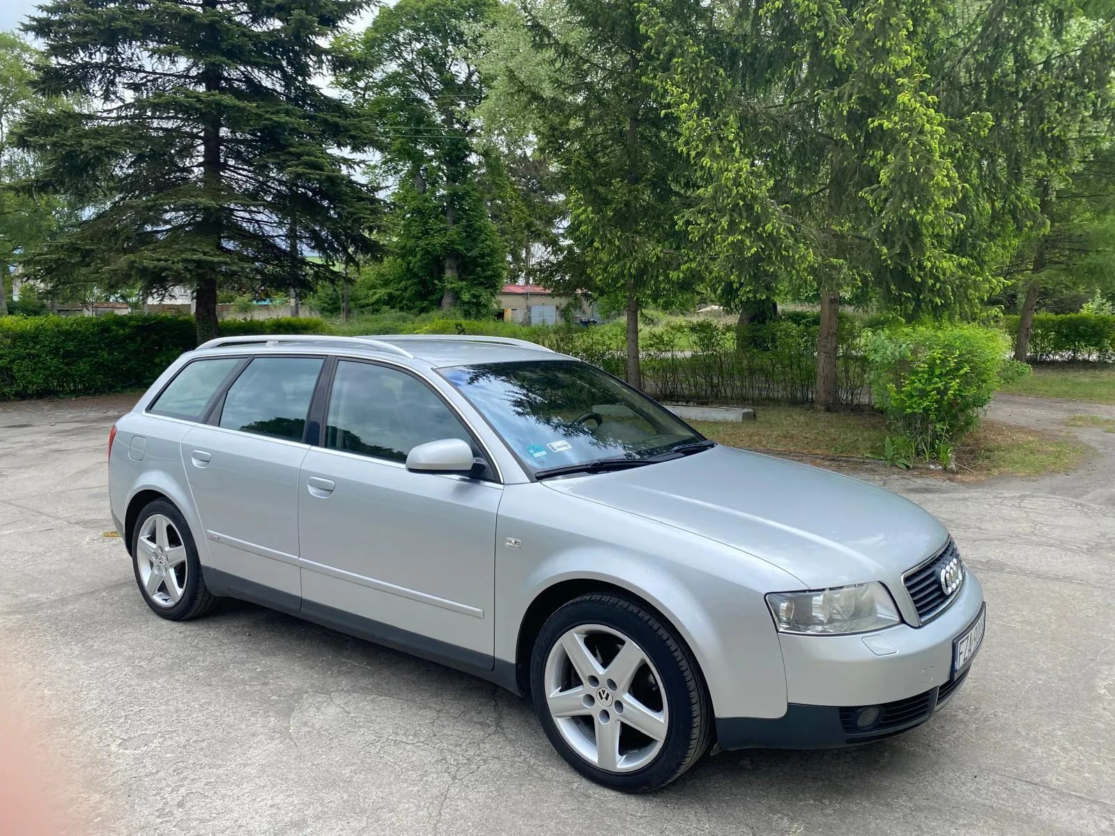 Audi A4 1.8 Turbo Zarejestrowany w Kraju