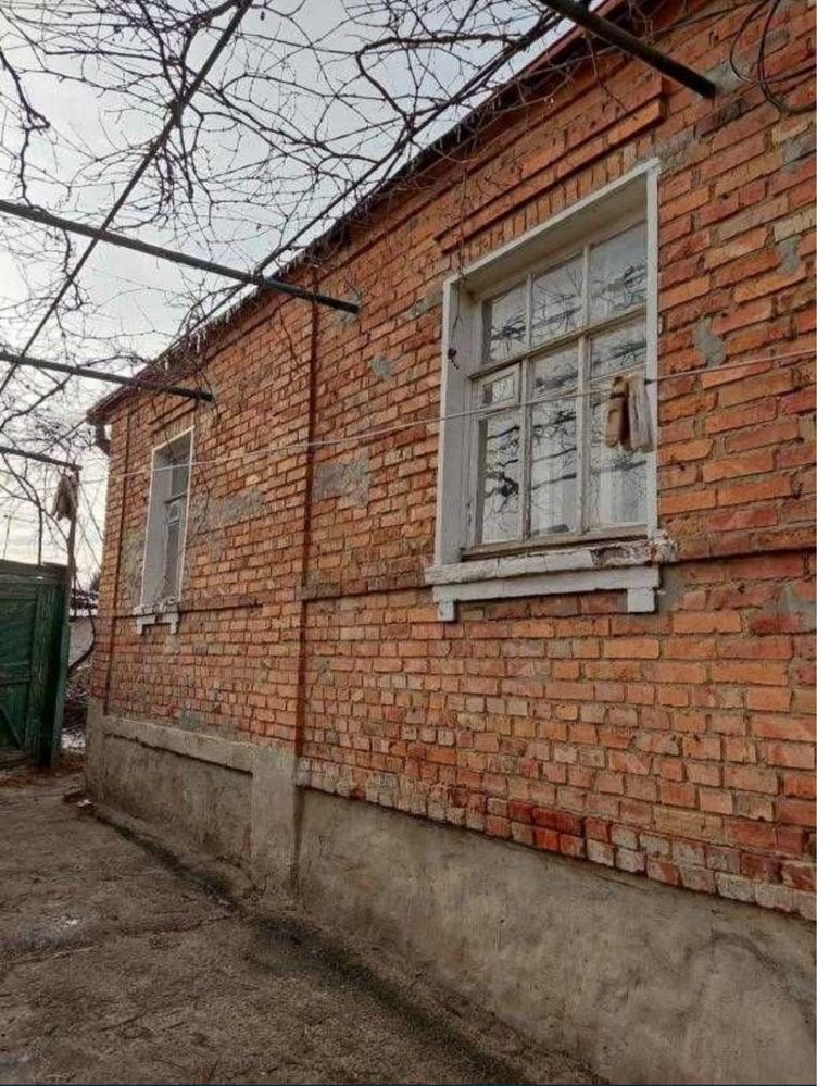 Продам дом  м.Киевская