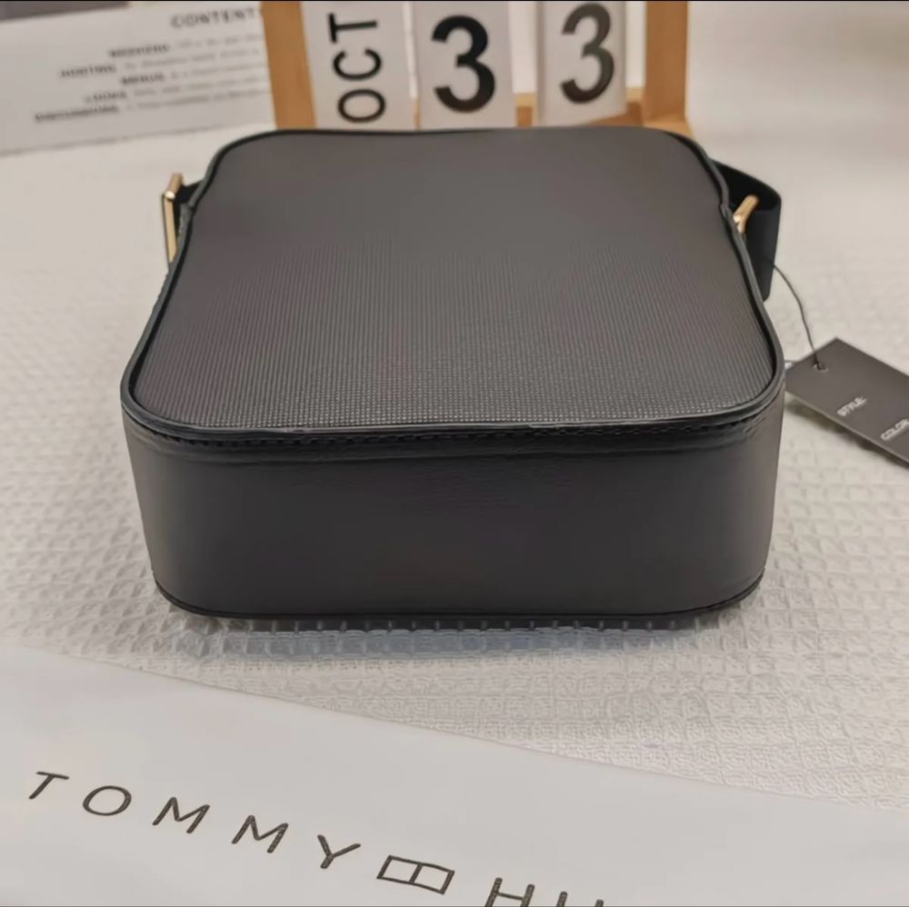 Сумочка чоловіча Tommy Hilfiger