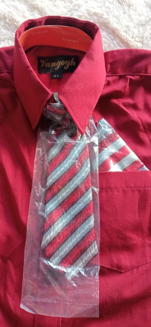 Koszula chłopięce elegancka z krawatem i poszetką nowa z metką 104